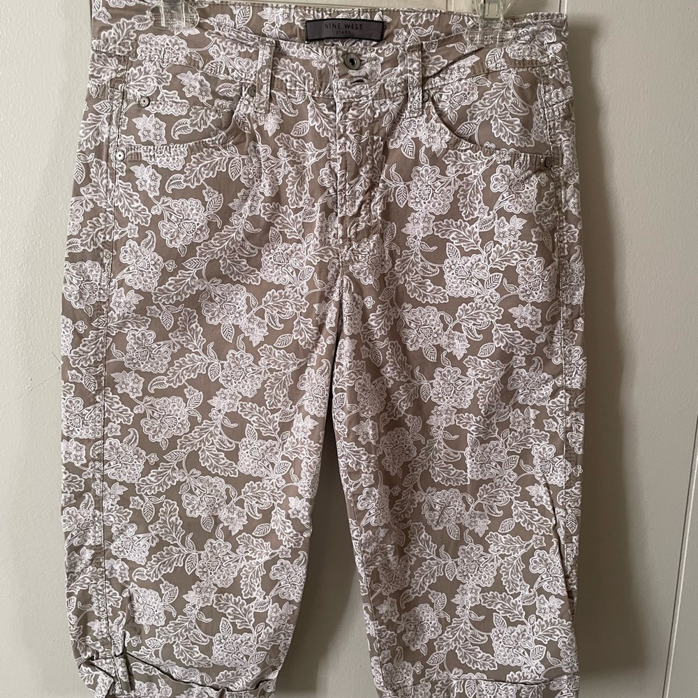 Nine West Pattern Crops